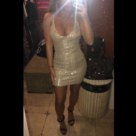 💋Gold sequin sparkle NYE dress - Picture 3 of 3